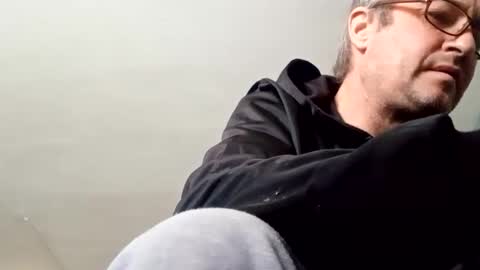 Snapshot of dazzill chatting on 01/26/25, 12:54 Dazzill online show from 01/26/25, 12:54