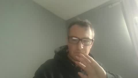 Snapshot of dazzill chatting on 02/17/26, 02:57 Dazzill online show from 02/17/26, 02:57