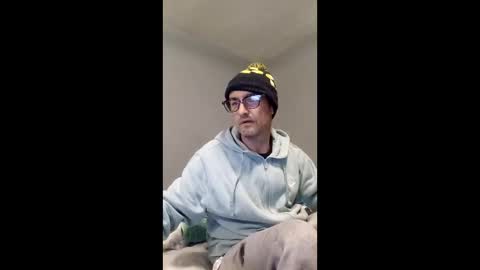 Snapshot of dazzill chatting on 03/08/26, 04:33 Dazzill online show from 03/08/26, 04:33