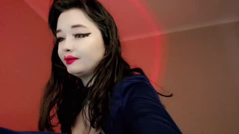 Natsumi online show from 11/07/25, 04:45