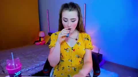 Zlata Golden online show from 06/11/26, 02:33
