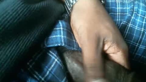 Snapshot of dbizzlenyc chatting on 10/13/25, 05:13 dbizzlenyc online show from 10/13/25, 05:13