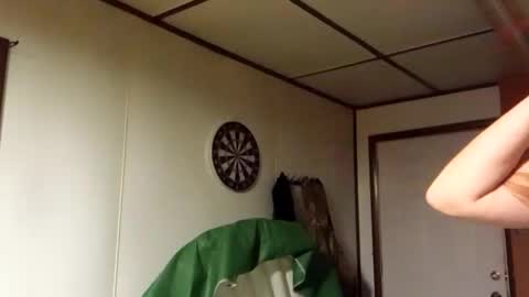 Snapshot of dbossxtina chatting on 11/11/25, 06:35 dbossxtina online show from 11/11/25, 06:35