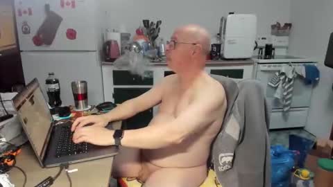 Snapshot of dbpit65 chatting on 02/19/26, 12:06 Daniel online show from 02/19/26, 12:06