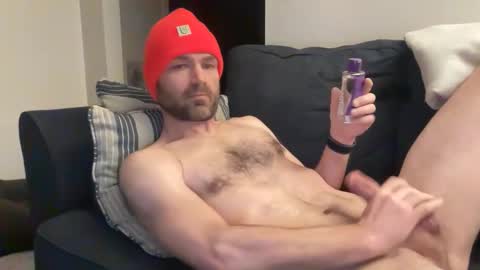 Snapshot of dd84love chatting on 03/06/26, 08:33 Daniel online show from 03/06/26, 08:33