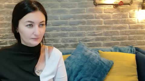 Snapshot of dd__shari chatting on 02/17/26, 05:26 Shari online show from 02/17/26, 05:26