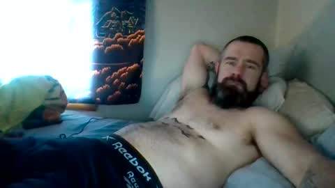 Snapshot of ddady22 chatting on 12/18/24, 04:06 ddady22 online show from 12/18/24, 04:06