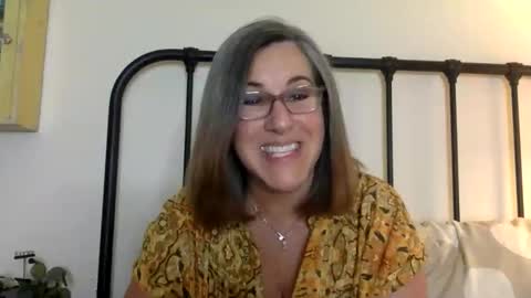 Snapshot of ddmolly chatting on 04/07/26, 03:40 DDMolly online show from 04/07/26, 03:40