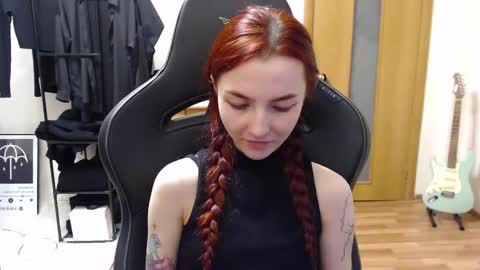 Snapshot of dead_girll chatting on 12/09/24, 09:16 freak online show from 12/09/24, 09:16