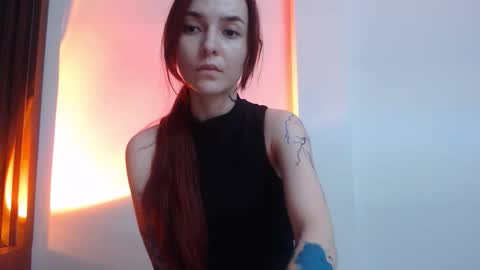 Snapshot of dead_girll chatting on 10/03/25, 10:18 freak online show from 10/03/25, 10:18