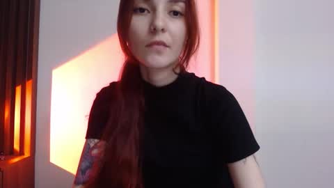 Snapshot of dead_girll chatting on 11/06/25, 12:22 freak online show from 11/06/25, 12:22