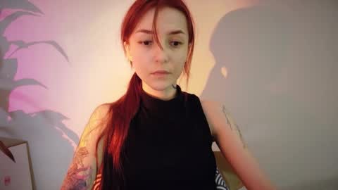 Snapshot of dead_girll chatting on 04/19/26, 10:12 freak online show from 04/19/26, 10:12