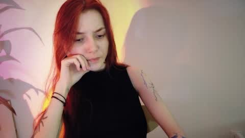 Snapshot of dead_girll chatting on 04/30/26, 12:06 freak online show from 04/30/26, 12:06