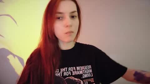 Snapshot of dead_girll chatting on 05/02/26, 12:26 freak online show from 05/02/26, 12:26