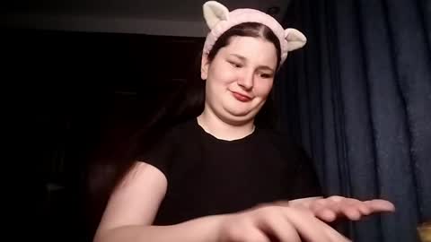 Kelly online show from 04/22/26, 06:42