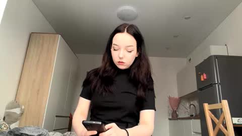 Snapshot of deannabonefield chatting on 12/15/25, 06:06 I am Hannah ntmu online show from 12/15/25, 06:06