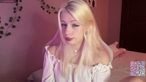 Snapshot of deannmagnie chatting on 06/18/26, 03:27 Maggie online show from 06/18/26, 03:27