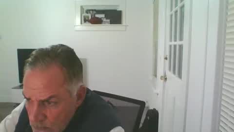 Deano DILF online show from 01/01/25, 05:11