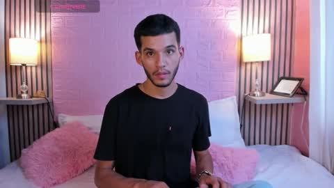 dear_lover1 online show from 12/14/25, 08:46