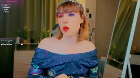 Snapshot of deardahlia_ chatting on 08/05/26, 07:49 Adel online show from 08/05/26, 07:49
