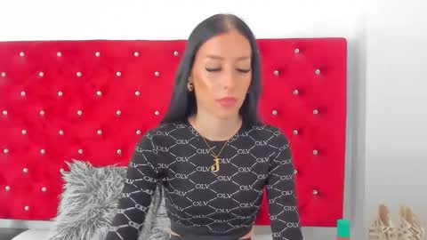 Snapshot of dearjasmine chatting on 09/19/25, 07:43 Jasmine online show from 09/19/25, 07:43