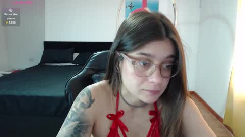 Snapshot of dearlilith6666 chatting on 03/11/25, 02:07 dearlilith6666 online show from 03/11/25, 02:07