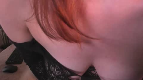 Moa . online show from 09/21/25, 01:57