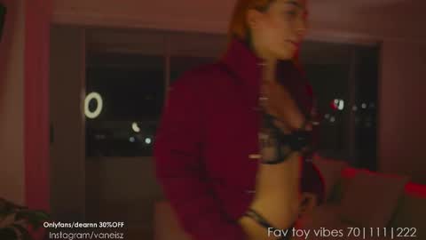 Snapshot of dearnina chatting on 02/11/25, 10:59 NINA   30OFF online show from 02/11/25, 10:59