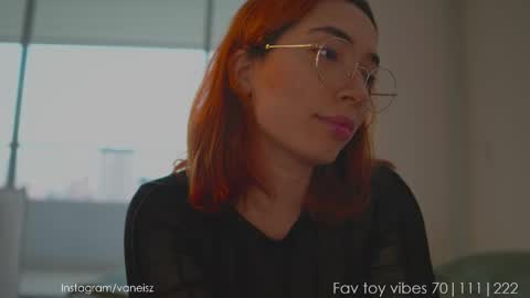 Snapshot of dearnina chatting on 03/12/25, 10:17 NINA   30OFF online show from 03/12/25, 10:17