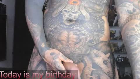    online show from 03/06/25, 11:42