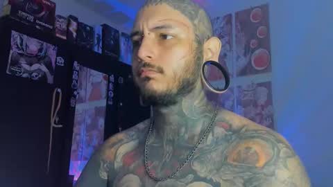    online show from 10/19/25, 03:34