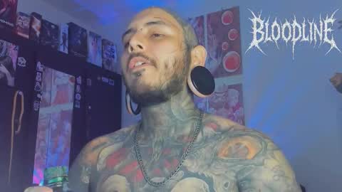    online show from 11/01/25, 05:48