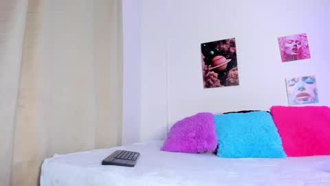 debbie_hans online show from 11/27/25, 11:12