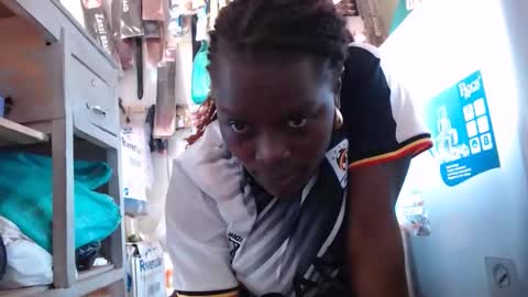 debbyslatter online show from 12/18/25, 07:47