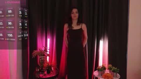 Eva online show from 11/19/25, 05:13