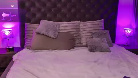 Snapshot of debinnyneanalover chatting on 04/25/26, 08:39 debinnyneanalover online show from 04/25/26, 08:39