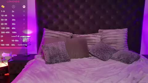 Snapshot of debinnyneanalover chatting on 07/20/26, 11:12 debinnyneanalover online show from 07/20/26, 11:12
