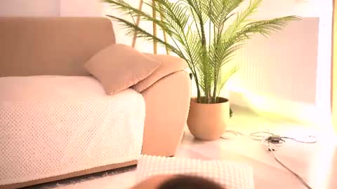 Snapshot of deborahlowe chatting on 07/09/26, 01:26 Tamara online show from 07/09/26, 01:26
