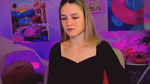 Snapshot of deboralarson chatting on 12/28/24, 06:39 Debora online show from 12/28/24, 06:39