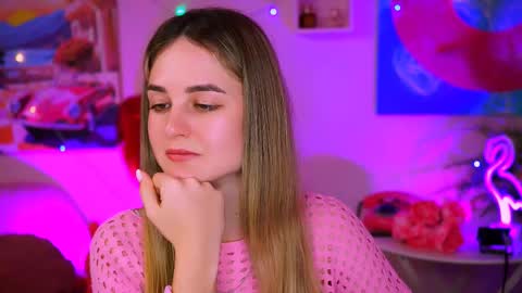 Snapshot of deboralarson chatting on 02/22/25, 08:07 Debora online show from 02/22/25, 08:07