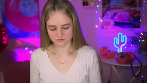 Snapshot of deboralarson chatting on 03/10/25, 03:45 Debora online show from 03/10/25, 03:45