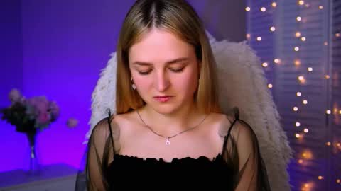 Snapshot of deboralarson chatting on 10/07/25, 05:48 Debora online show from 10/07/25, 05:48