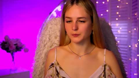 Snapshot of deboralarson chatting on 10/16/25, 03:29 Debora online show from 10/16/25, 03:29