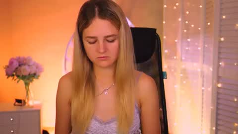 Debora online show from 06/17/26, 03:09