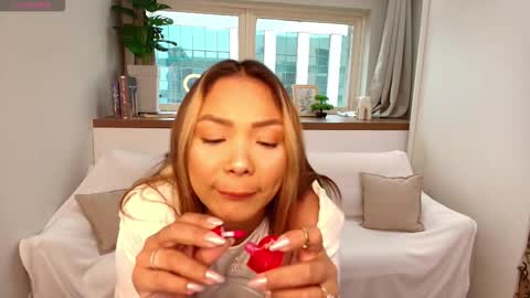 Debra online show from 03/11/26, 02:34