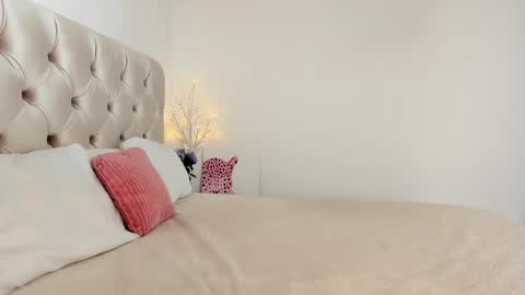 Denise online show from 03/04/25, 02:10