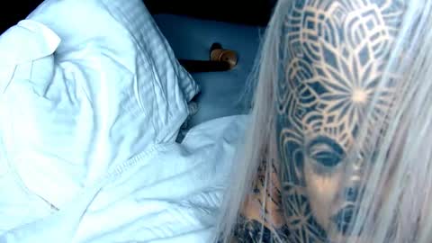 Snapshot of dee_waters chatting on 12/10/24, 04:06 Tikhomirov old usersname Instagram- tikhomirovandreea17 Twitter DeeaOfficial17 online show from 12/10/24, 04:06