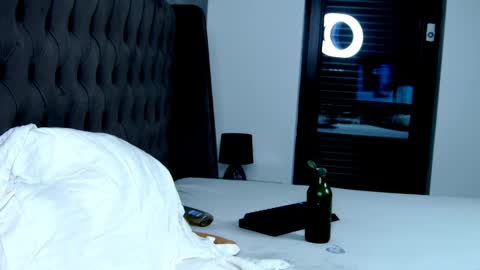 Snapshot of dee_waters chatting on 12/14/24, 01:38 Tikhomirov old usersname Instagram- tikhomirovandreea17 Twitter DeeaOfficial17 online show from 12/14/24, 01:38