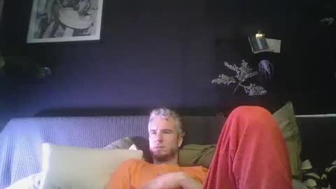 Snapshot of deebo1987 chatting on 01/03/25, 07:50 Deen online show from 01/03/25, 07:50