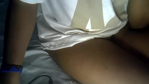 Snapshot of deechic_2 chatting on 04/06/26, 08:54 deechic_2 online show from 04/06/26, 08:54